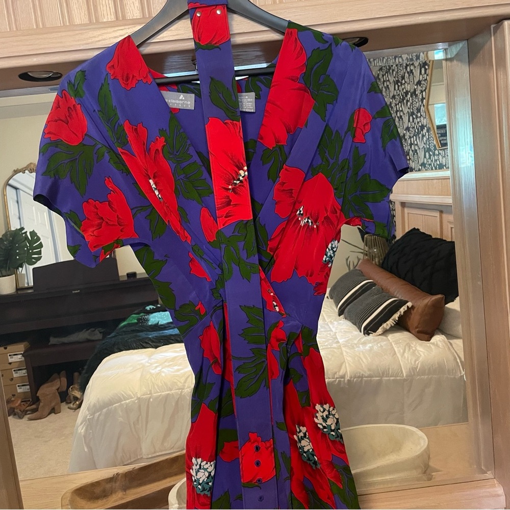 VINTAGE 100% Silk Vibrant Dress